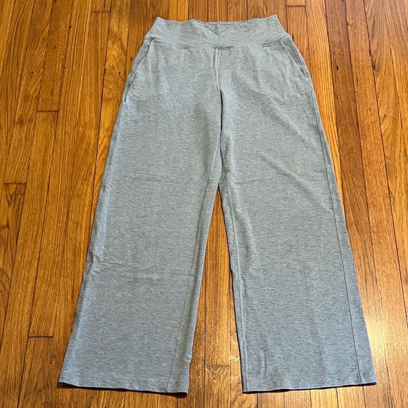 Lululemon Wind Down High Rise Pant size 10 in gray - Picture 3 of 7